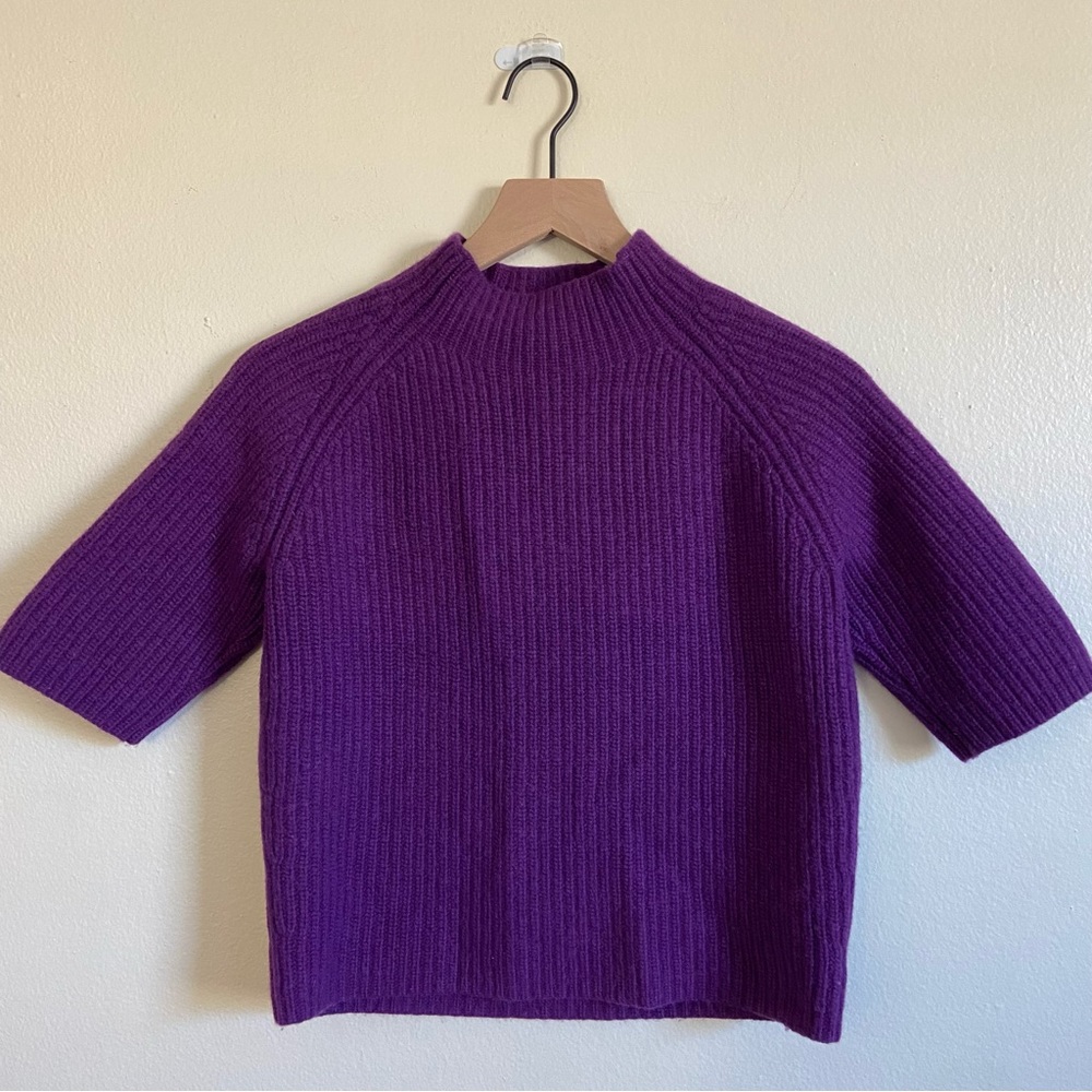 Theory - Wool and Cashmere Knit Sweater - Women’s Large - Purple
